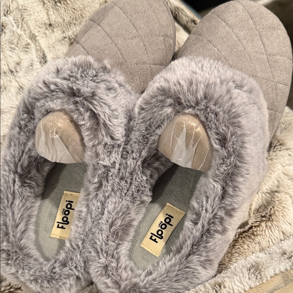 Floopi Shoes - Floopi Gray Women's Slippers